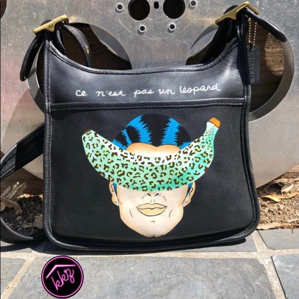 Custom painted vintage Coach bag 9966
